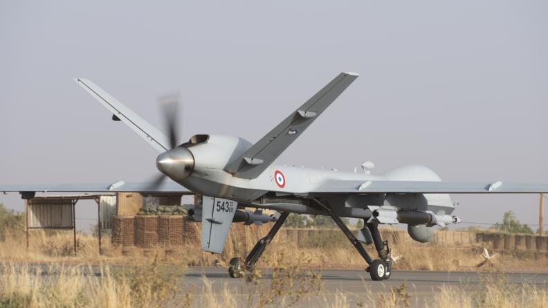 Drone Reaper au décollage