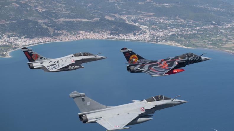 LES NOUVELLES PEINTURES DES AVIONS FRANÇAIS POUR LE NTM 2022