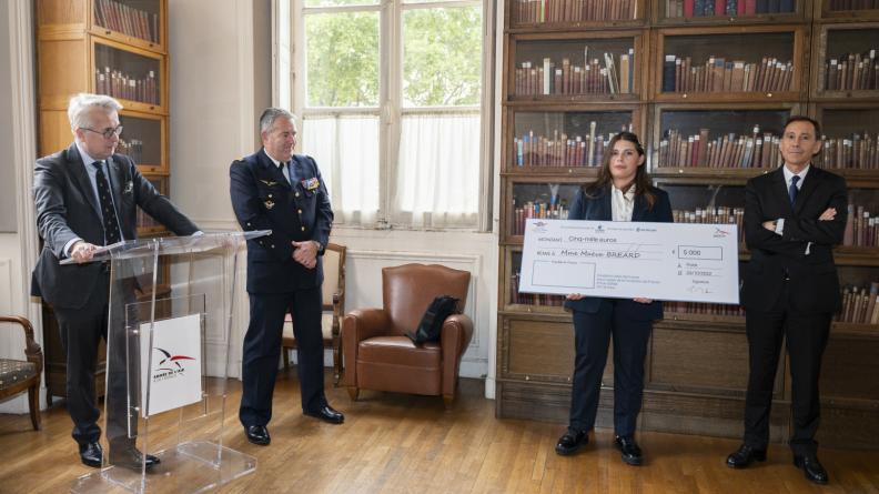 REMISE DE BOURSES ESPACE PAR LA FONDATION DES AILES DE FRANCE
