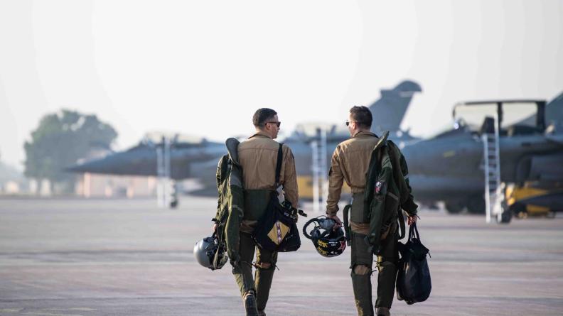 Deux pilotes au départ d'une mission