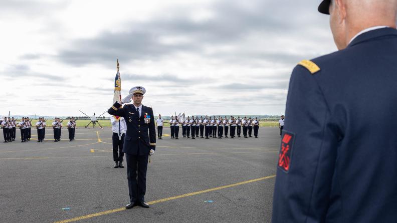 Passation de commandent de la base aérienne 709 de Cognac-Châteaubernard