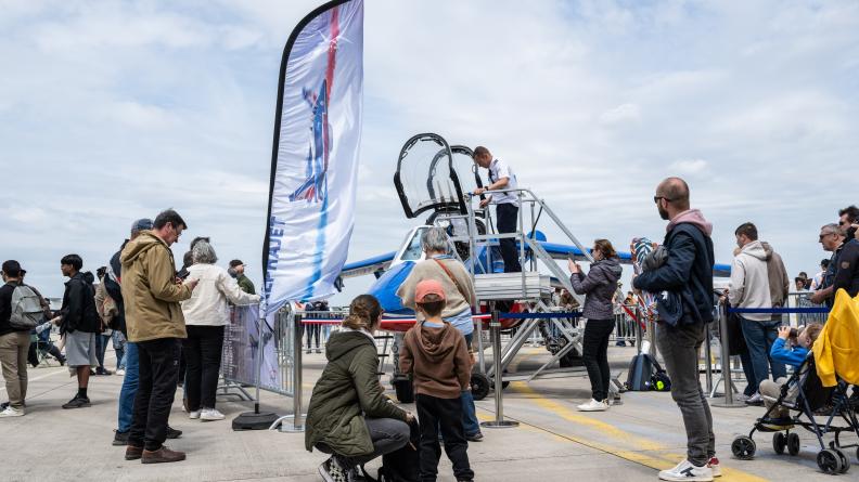 Monter à bord d’un Alphajet de la Patrouille de France était possible