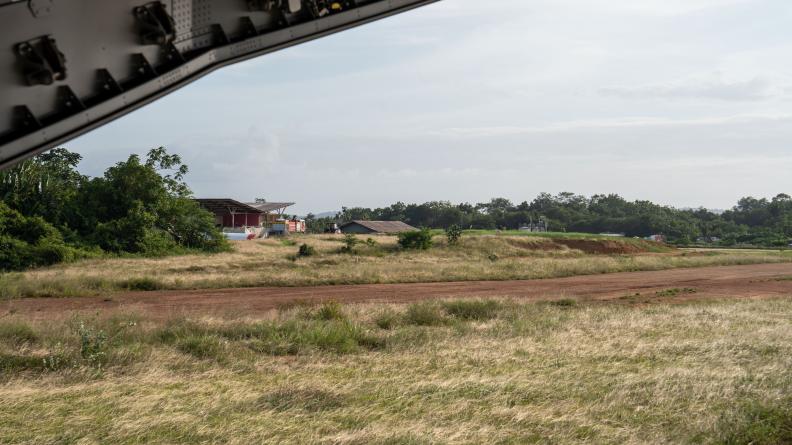 Premier posé réussi pour l’A400M en forêt équatoriale