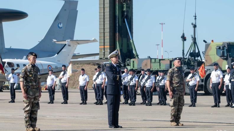 Prise de commandement sur la base aérienne d’Avord