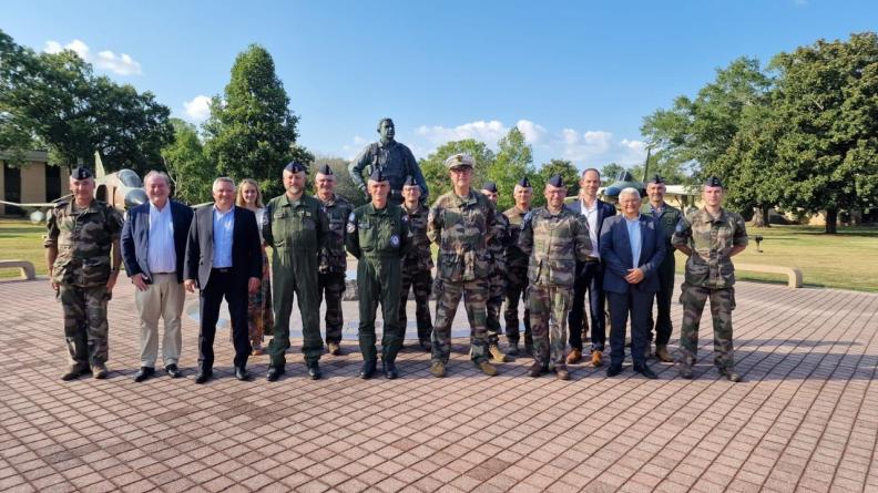 La délégation française ayant participé à l’exercice Schriever Wargame 2025.
