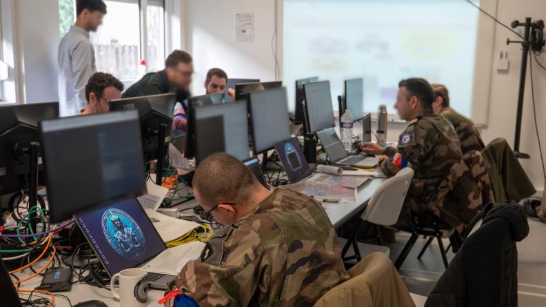 DEFNET 2025 - Cybercombattants d’un groupe d’intervention cyber