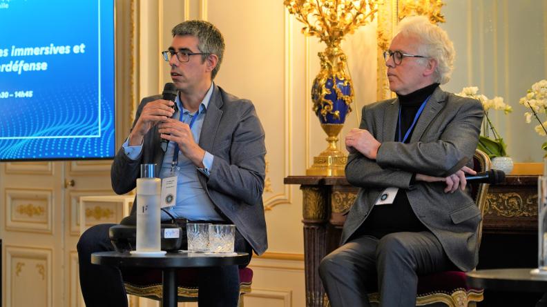 Séminaire consacré à la cyberdéfense face aux ruptures technologiques