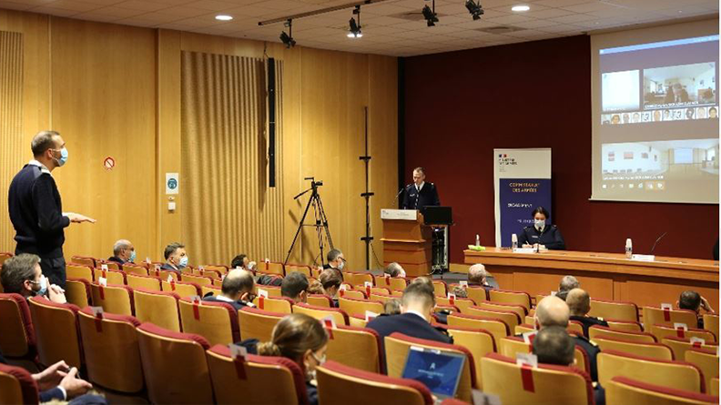 Colloque « Pensée stratégique » du Commissariat des armé