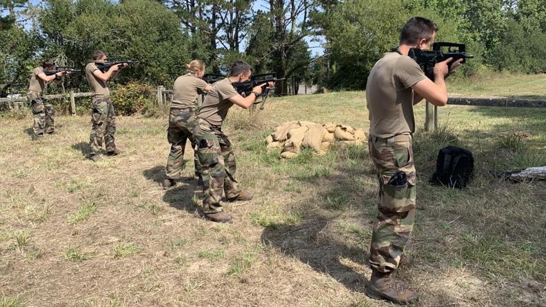 Les commissaires d’ancrage marine en Formation Militaire Initiale à l’Ecole navale 