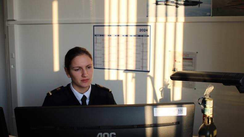Commissaire aspirant Noémie affectée au au GSBdD Ile-de-France