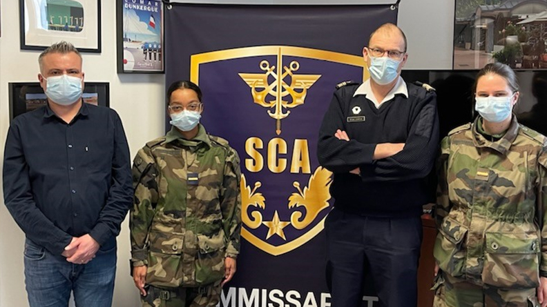 élèves officiers sous contrat commissaires déployés dans les forces