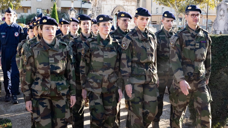 élèves et cadres participent aux commémorations partout sur le territoire