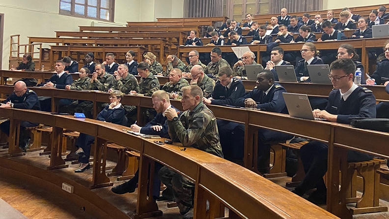 Conférence du MC Zeller à l’école des commissaires des armées 