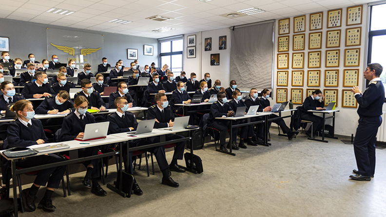 formation d’administrateur militaire