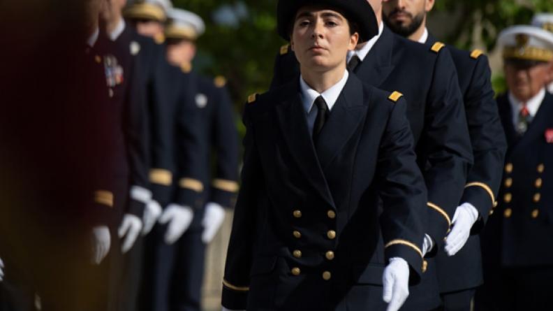 Participation à la prise d’armes annuelle de rentrée de la DGA
