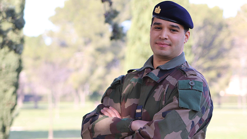 commissaire aspirant Sofian