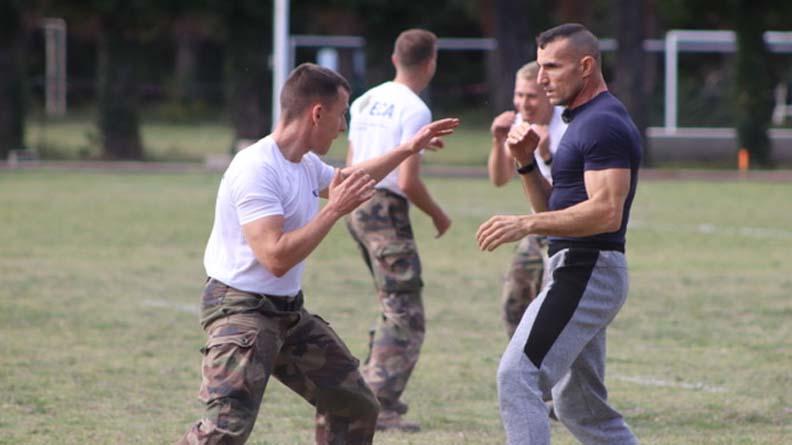 La promotion Intendant Général Daru en tournage avec Gérald Michiara