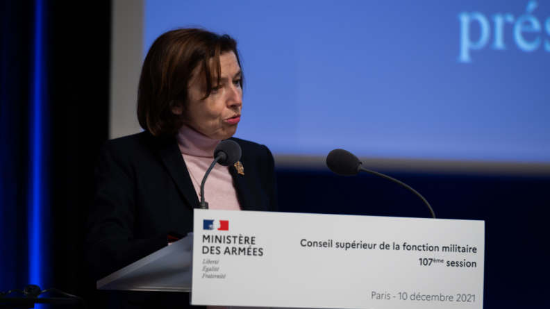 La ministre des armées