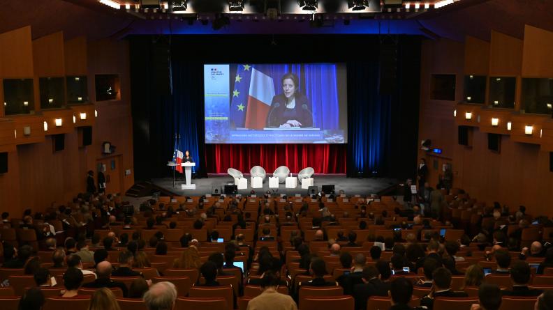 Colloque à l'École militaire: "Guerre en Ukraine. un an après, quelles leçons ?"