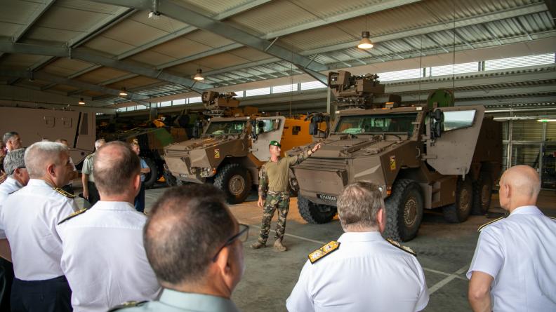 Présentation des équipements Scorpion par la 6ème brigade légère blindée de Nîmes