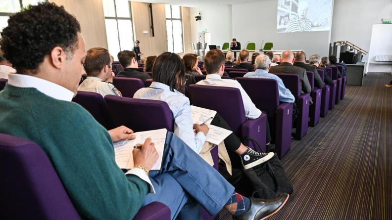 Le DLA et les officiers de l'École de guerre ont organisé un symposium