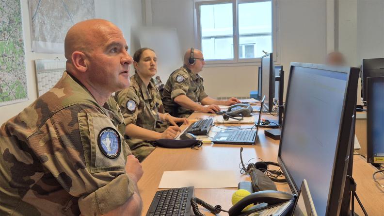 Le Centre des opérations (CO) du GAPSIC à l'École Militaire