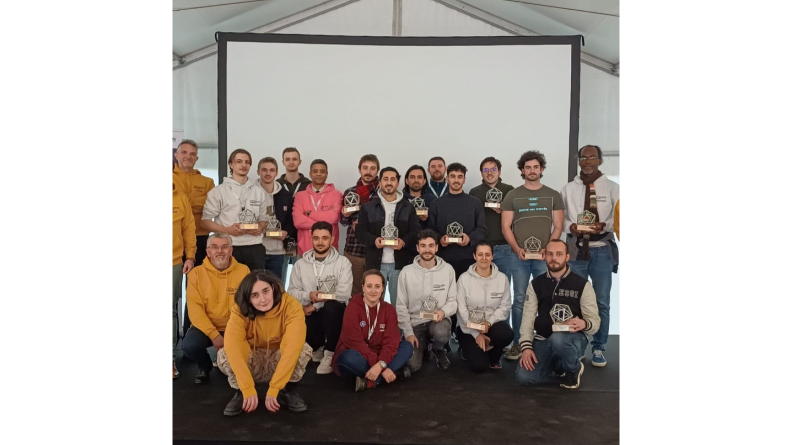 Les gagnants du HACKATHON DIRISI 2024
