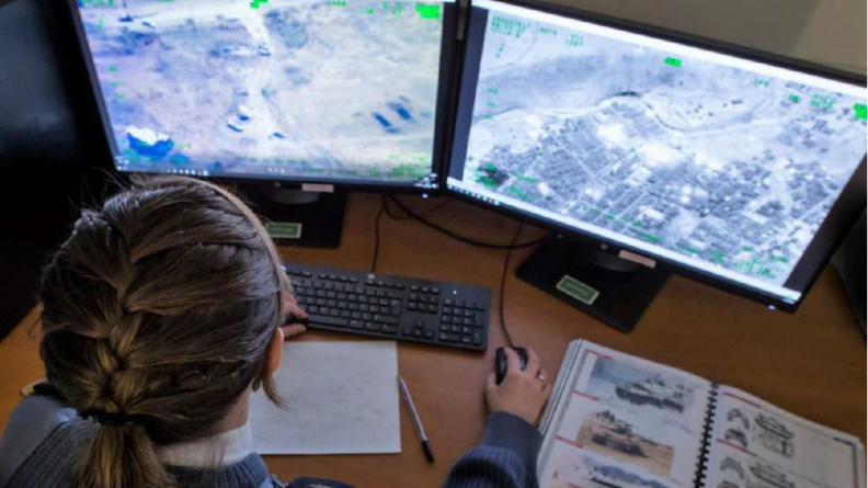 En dépit de l'IA, l'humain restera incontournable pour le renseignement militaire.