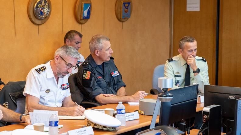 Participants au séminaire de sensibilisation à la sécurité aérienne 