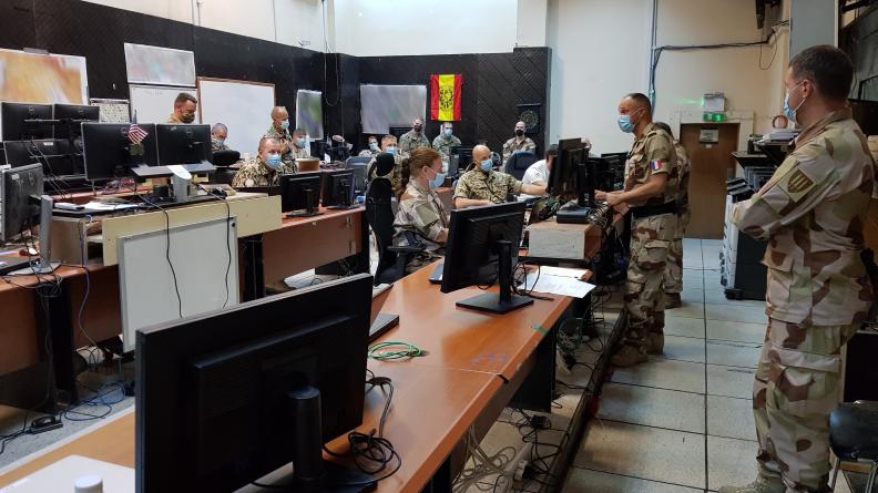 Le CPOIA forme le personnel des armées, directions et services, ainsi que des nations alliées