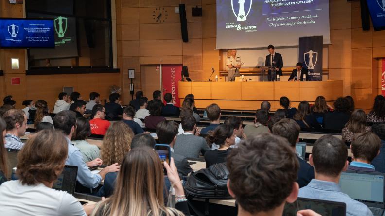Le CEMA intervient à Sciences Po