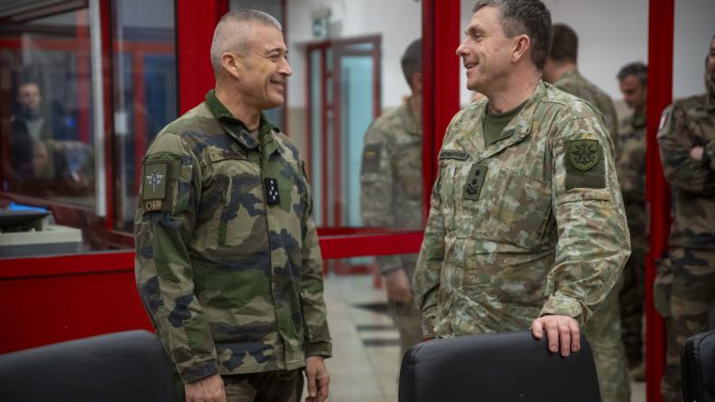 Le chef d’état-major des Armées en visite aux forces déployées en Estonie et en Lituanie