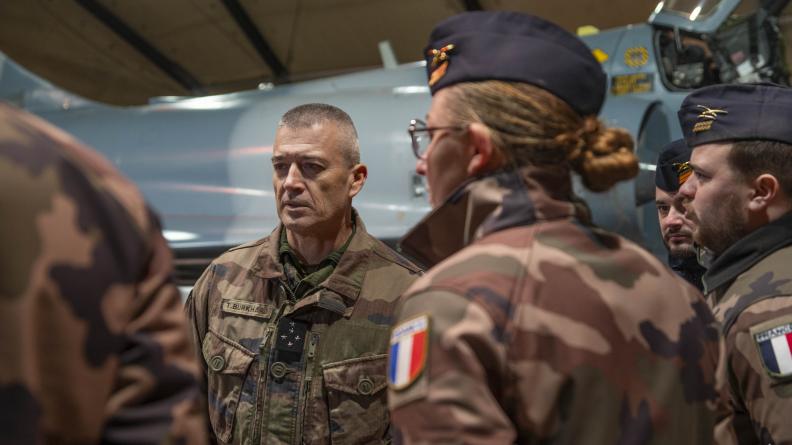 Le chef d’état-major des Armées en visite aux forces déployées en Estonie et en Lituanie