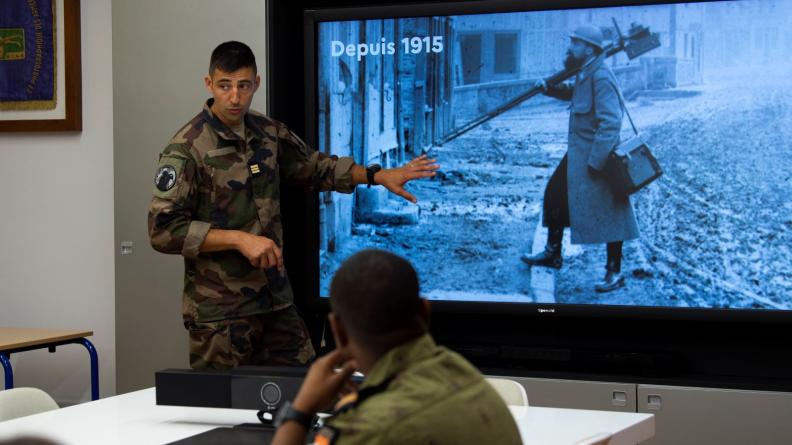 Semaine d’immersion de quatre officiers gabonais et nigériens 