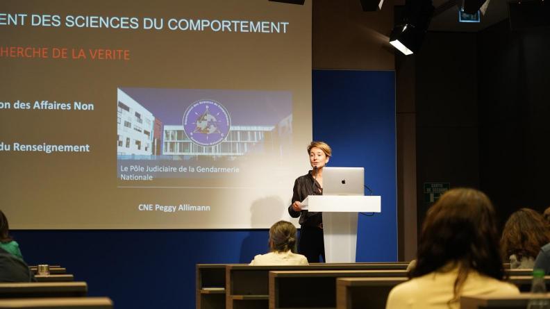 Séminaire sur l'analyse comportementale des acteurs malveillants présents dans le cyberespace © COMC