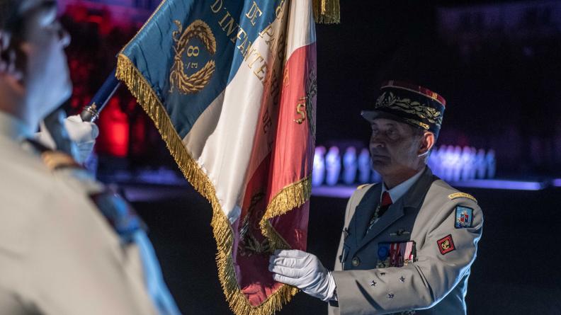 Le CEMA préside la cérémonie d’adieu aux armées du général Guionie