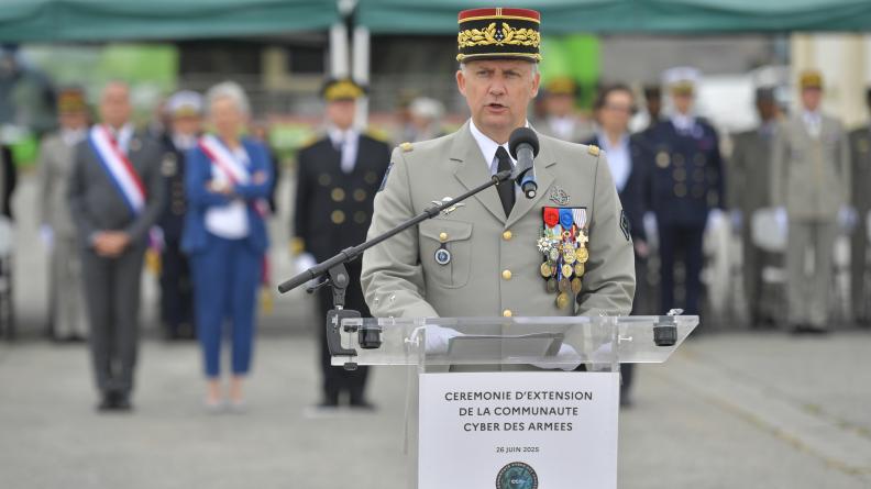 Cérémonie d'extension de la Communauté cyber des armées © SIPA