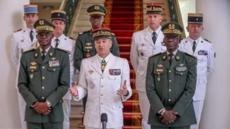 Visite officielle du CEMA en Afrique 