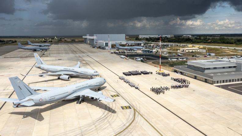 La base aérienne d’Istres, premier terminal passagers militaire 