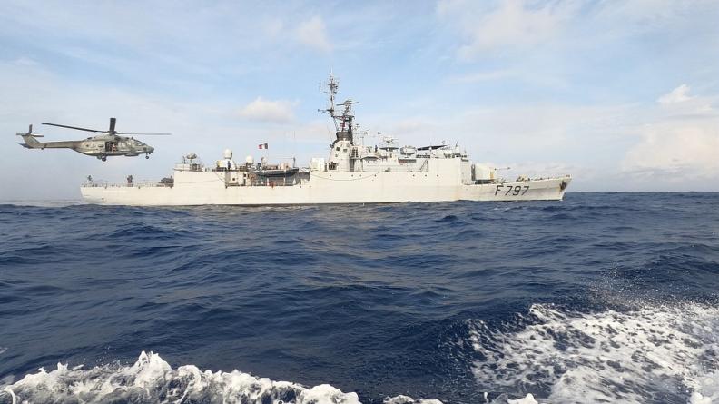 the French Navy has trained in securing maritime approaches 