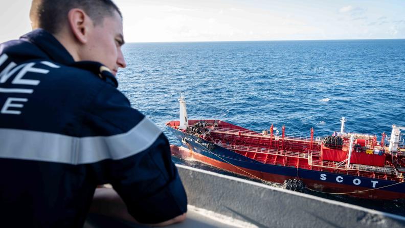 Mission Jeanne d’Arc 24 : Le ravitaillement offshore civil, un défi dans la formation des officiers-