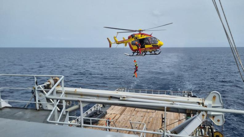 Exercice Samar Pélican : déploiement majeur de moyens aéromaritimes au large de la Martinique  
