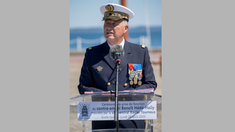 Un nouveau commandant pour l’École navale
