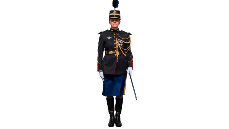 Uniforme de l'école des officiers de la Gendarmerie nationale
