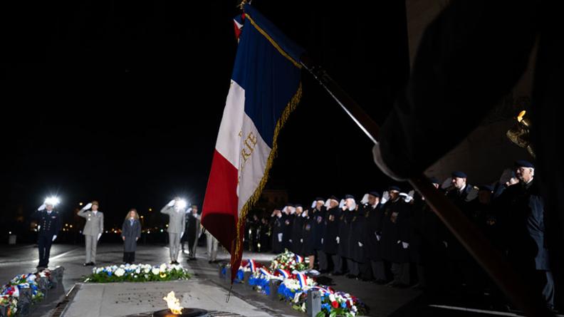 Cérémonie du centenaire de la Flamme, sous l’Arc de Triomphe, 2023