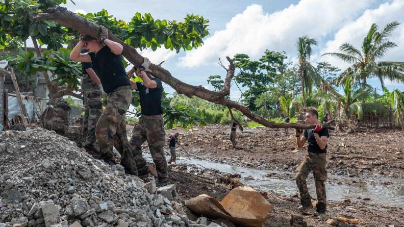 Les sapeurs du colonel Seguin à pied d’œuvre à Mayotte.