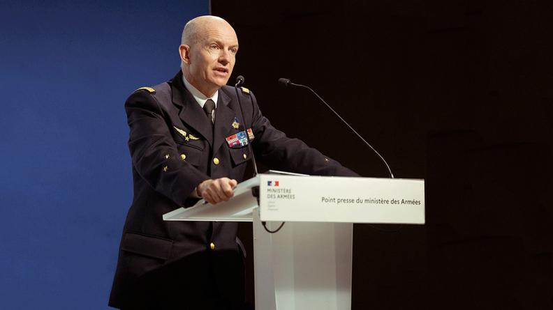 Général V. Breton, directeur du Centre interarmées de concepts, de doctrines et d'expérimentations