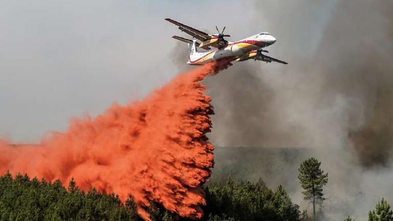 Un Dash 8 Q400 de la Sécurité civile