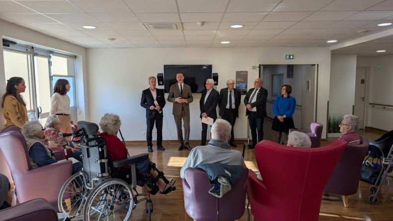 Seniors faisant partie des résidences ayant aidé au projet.