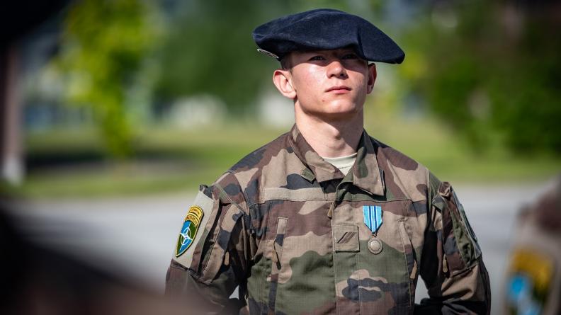 Remise de la médaille commémorative estonienne aux militaires français